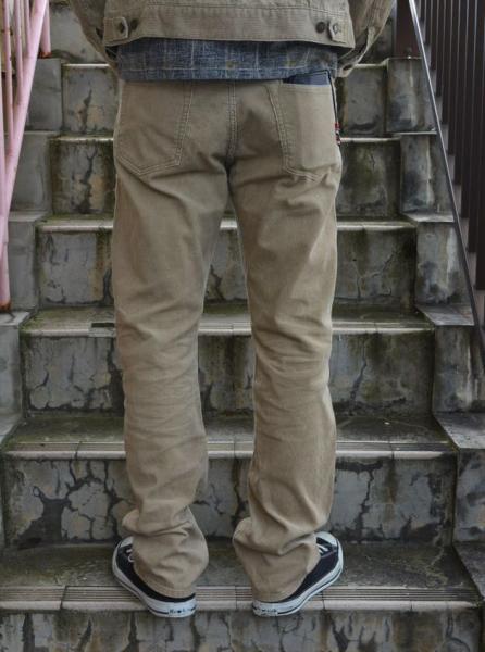 RADIALL(ラディアル)の2015SS新作のコーデュロイパンツ