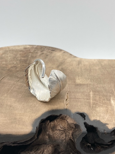 LARRY SMITH / FEATHER RING (RG-0003)