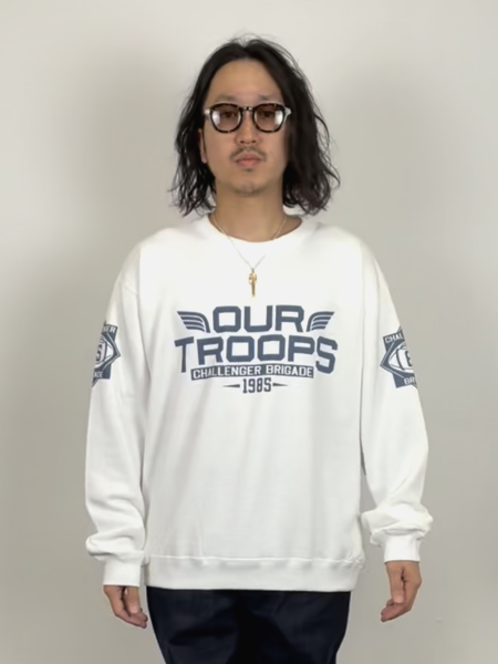CHALLENGER / TROOPS SWEAT -White-